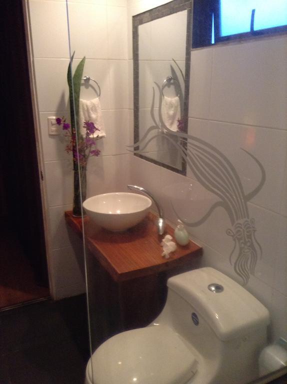 Mahia Hotel & Resto Hanga Roa Phòng bức ảnh
